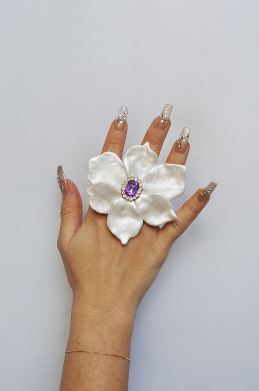 Magnolia Antoinette Ring